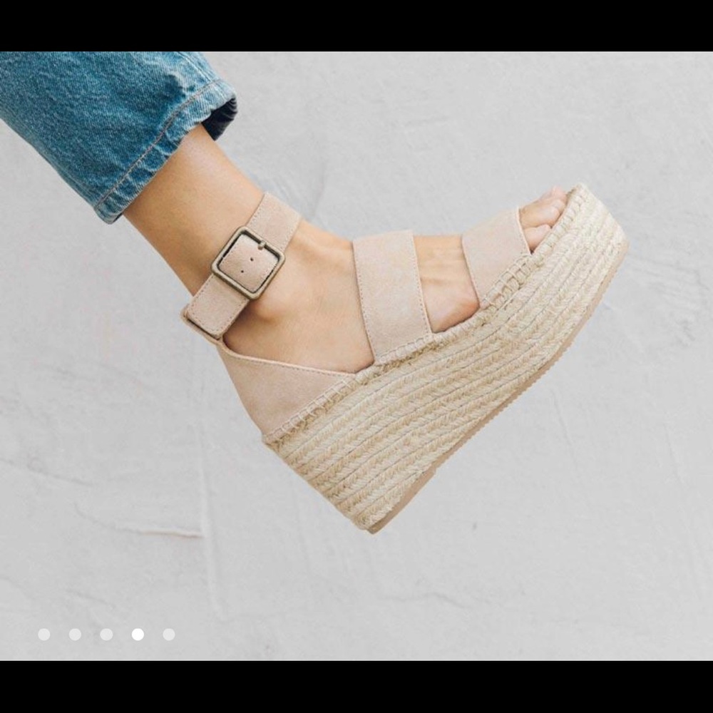 Argos Platform Wedge **NEW in box**